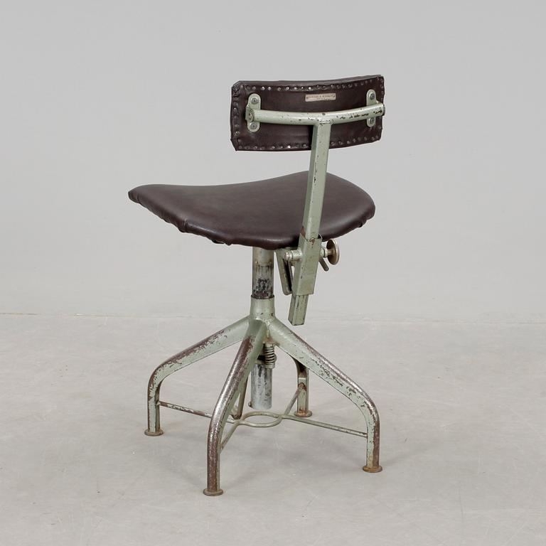 ARBETSSTOL, industri, 1900-talets första hälft.