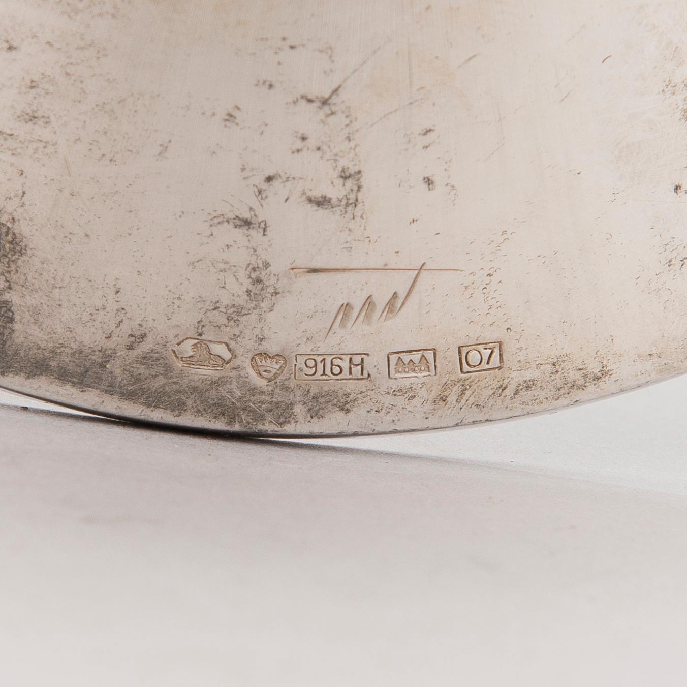 TAPIO WIRKKALA, LJUSSTAKAR, ETT PAR, silver, "Trumpetti", signerad TW, Hopeakeskus 1967.