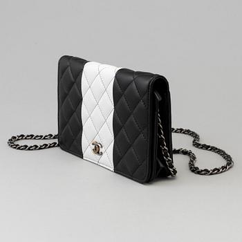 Bag, "Wallet on Chain", Chanel, 2015-16.