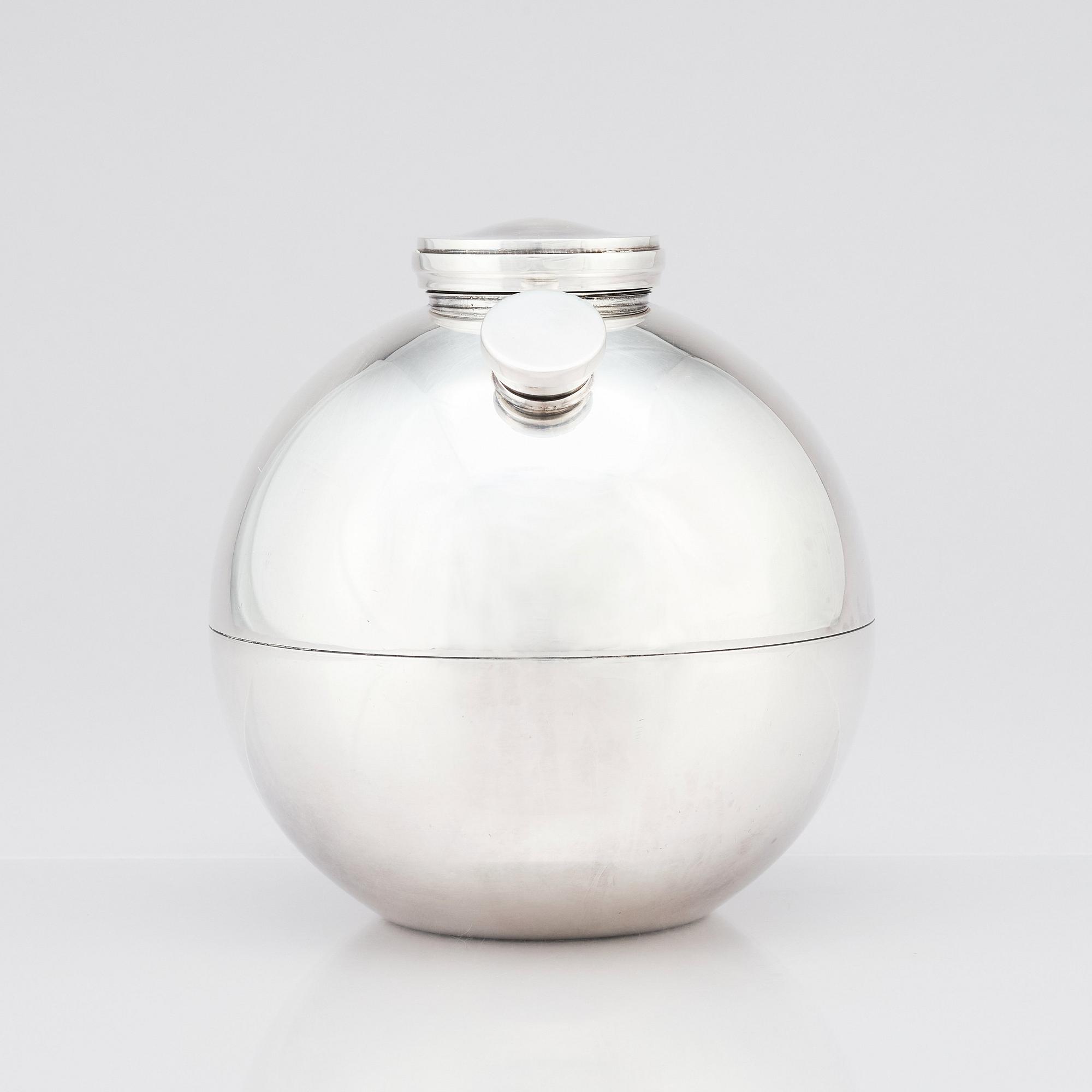 Sylvia Stave, cocktailshaker/barblandare, modell 3547, C.G. Hallberg, Stockholm 1930-tal. Formgiven år 1934.