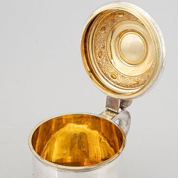 Dryckeskanna, silver, K. Anderson, Stockholm 1905.
