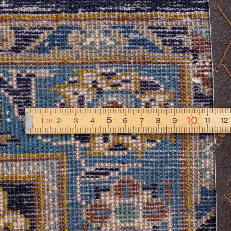 Carpet, Keshan, approx. 340 x 240 cm.
