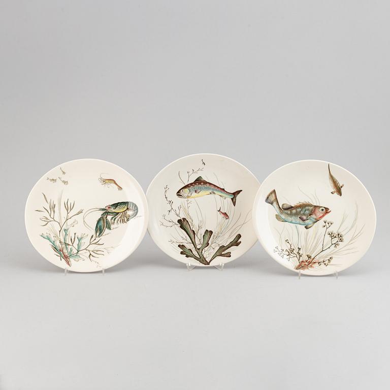 A part dinner service, Johnson Bros, England, "Fish". (16 pieces).