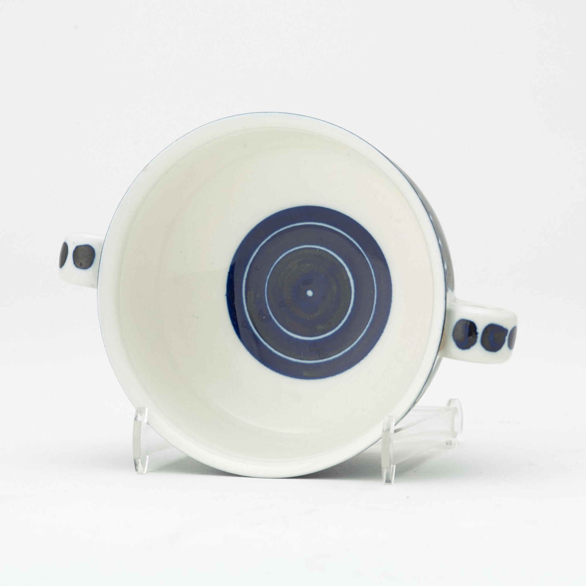 Ulla Procopé, a 65 pcs dinner service, "Valencia", Arabia, Finland.