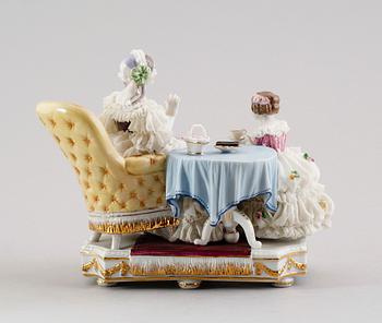 FIGURGRUPP, porslin, Tyskland, 1900-talets första hälft.