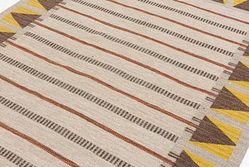 Rölakan rug, approximately 250 x 180 cm.