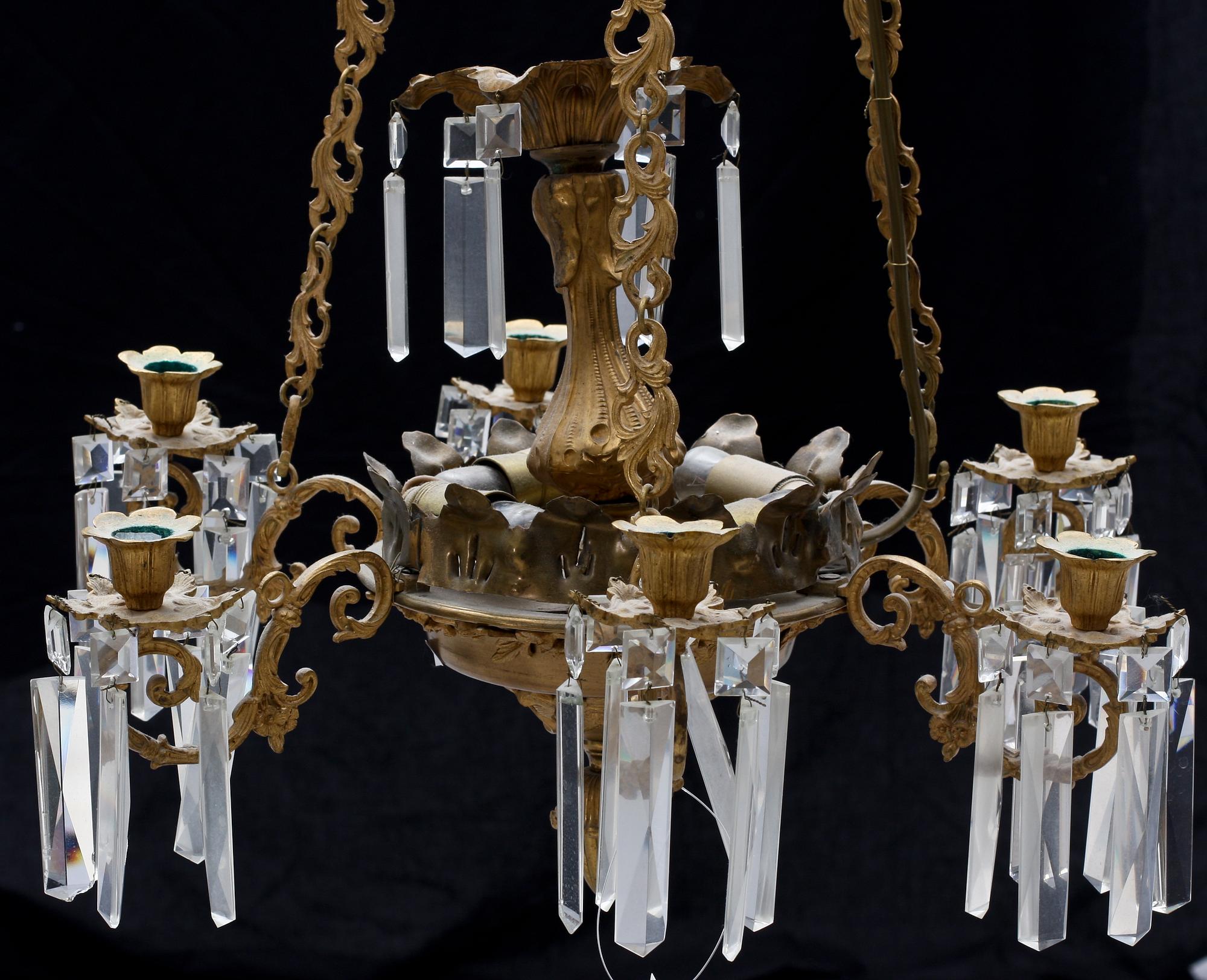 LJUSKRONA, nyrokoko, 1800-talets andra hälft. H 67.