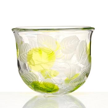 Olle Alberius, a glass bowl, Orrefors Sweden 1978.