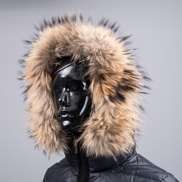 DUNJACKA, Moncler.