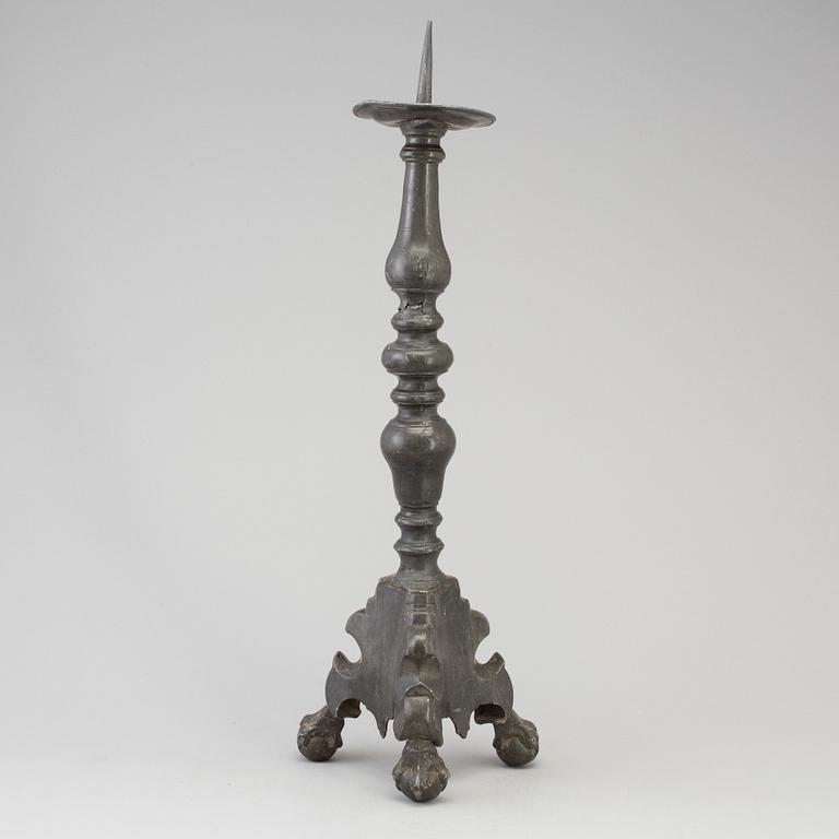 LJUSSTAKE, tenn, barock, daterad 1743.