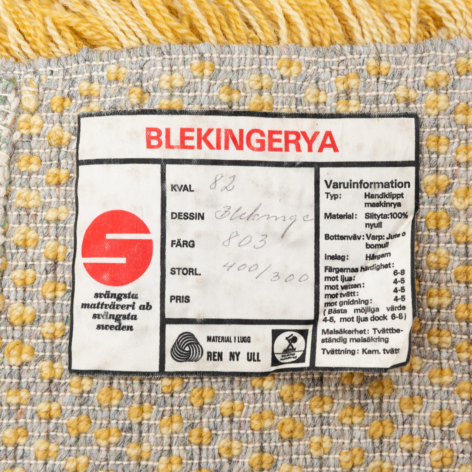Machine-woven rya, "Blekinge", Svängsta Carpet Weaving, approx. 396 x 305 cm.