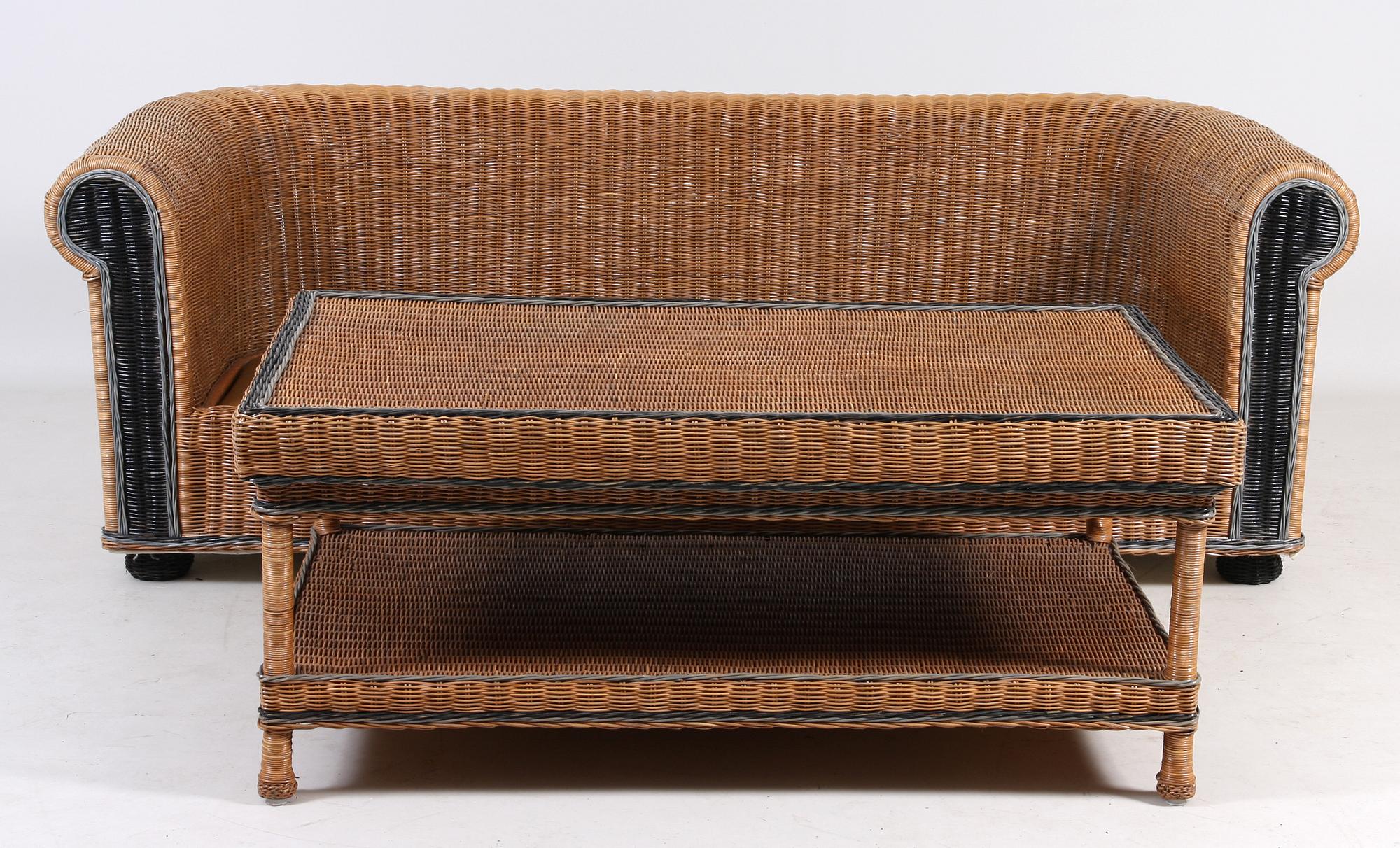 SOFFA samt BORD, korg, 1900-tal.