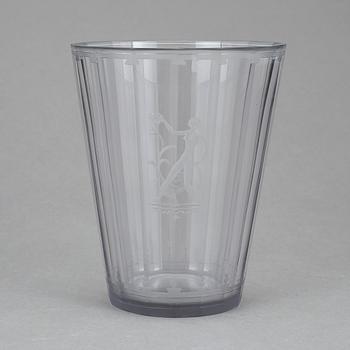 VAS, glas, Orrefors 1929. Troligen formgiven av Simon Gate.