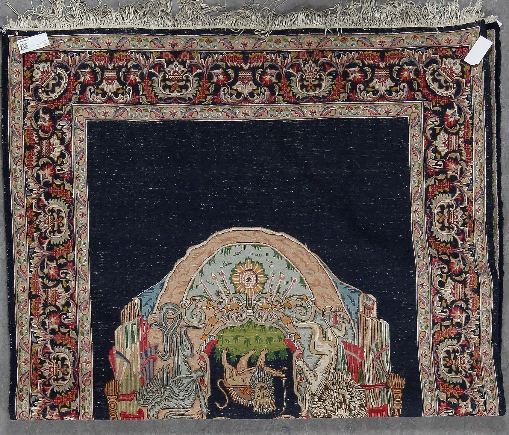 MATTA, Orientalisk, ca 246x152 cm.