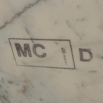 EERO SAARINEN, 'Tulip' table, Knoll.