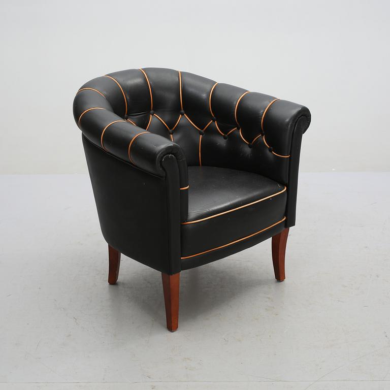 CLUBFÅTÖLJ, 1900-talets andra hälft.