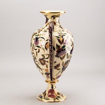 A Röstrand majolica vase around 1900.