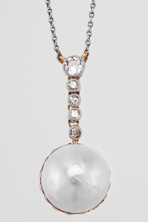 A DIAMOND AND PEARL PENDANT.