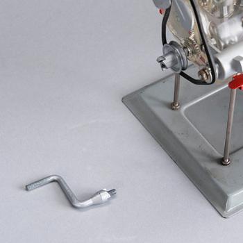 MODEL av en BILMOTOR , plast och metall, 1960-70-tal, Tyskland.