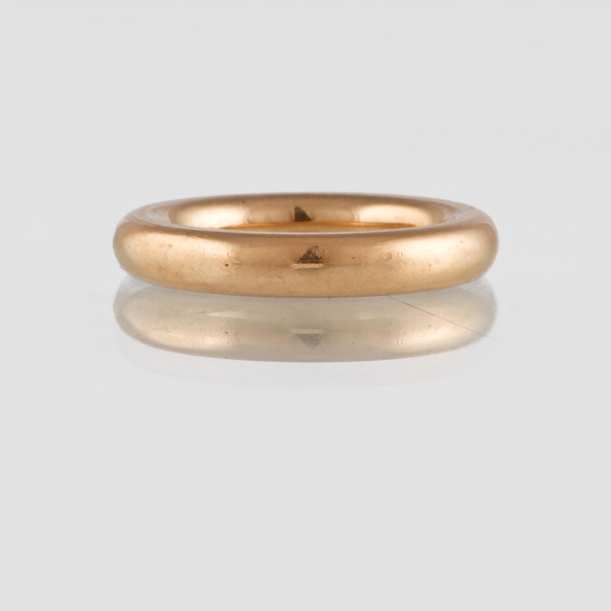 RING, 18K guld, MPC, Michael Persson Carling, Göteborg, 2008. Vikt 11,3 gram.