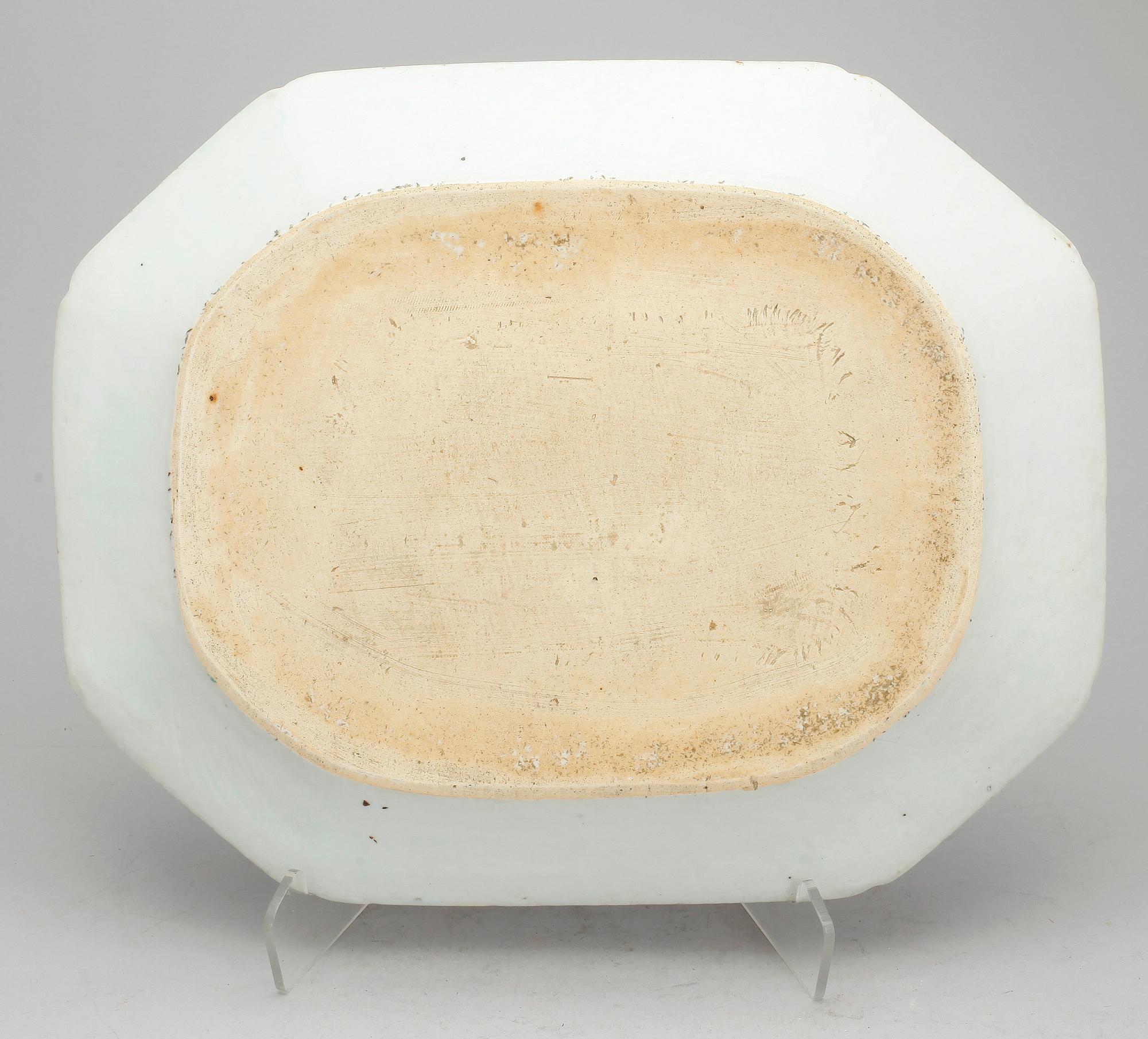 STEKFAT, porslin, Qianlong, Kina 1700-tal.