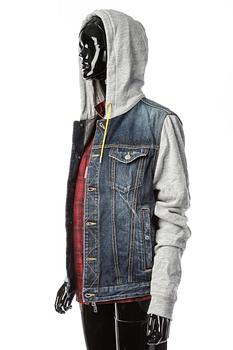 JACKA, Dsquared.