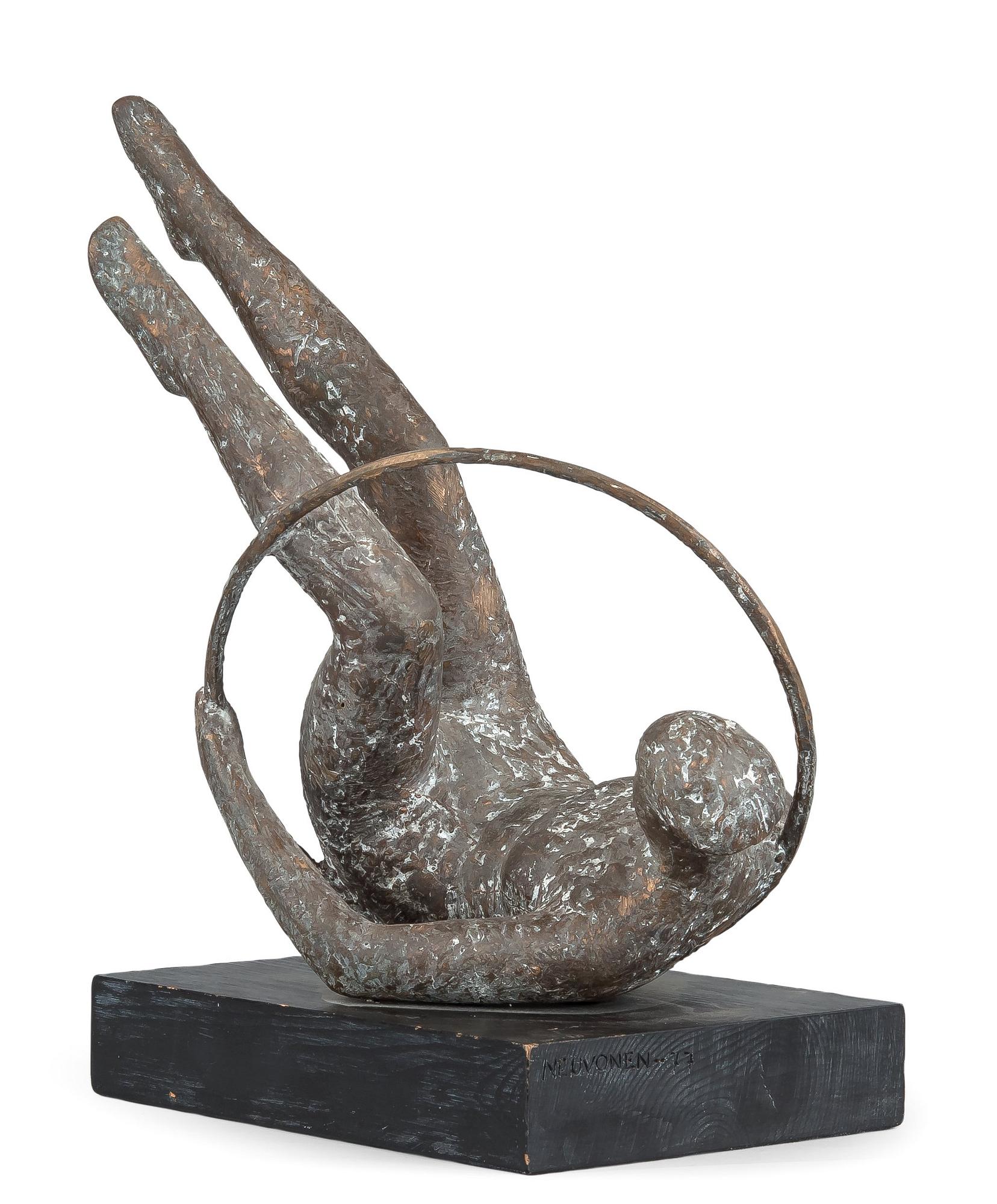 Antti Neuvonen, VOIMISTELIJA.