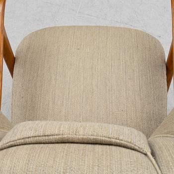 Armchair, Swedish modern, first half of the 20th century.
