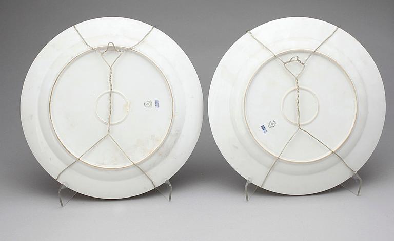 FAT, 2 st, porslin, Royal Copenhagen. 1900-talets mitt.