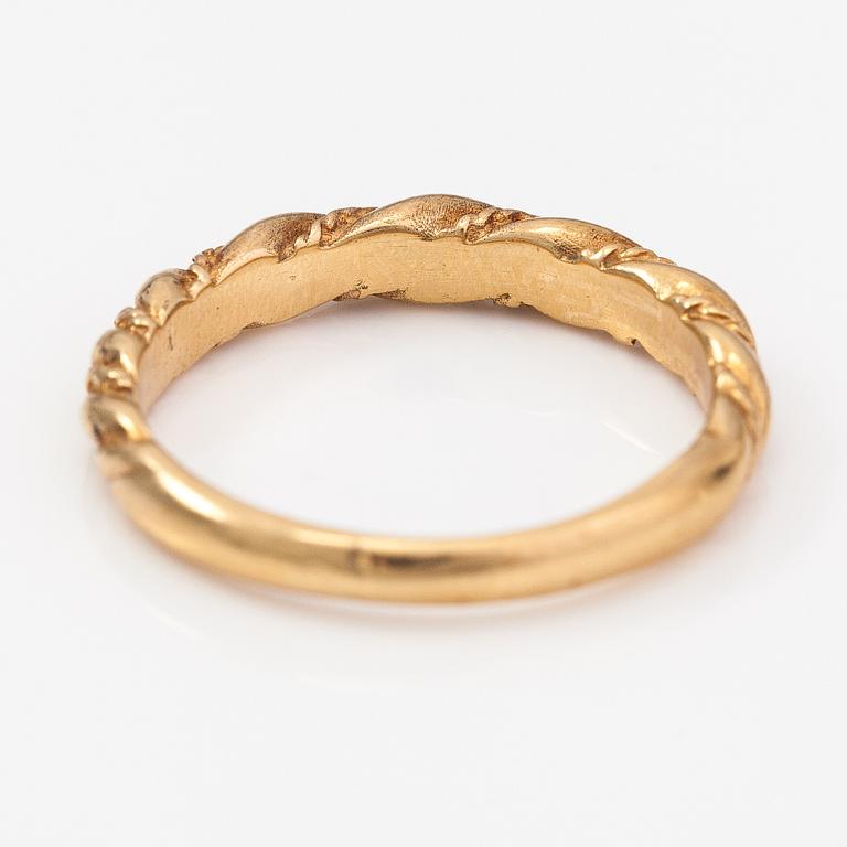 An 18K gold ring "Twined jewellery from Lampola in Halikko". Kalevala koru, Helsinki 1978.