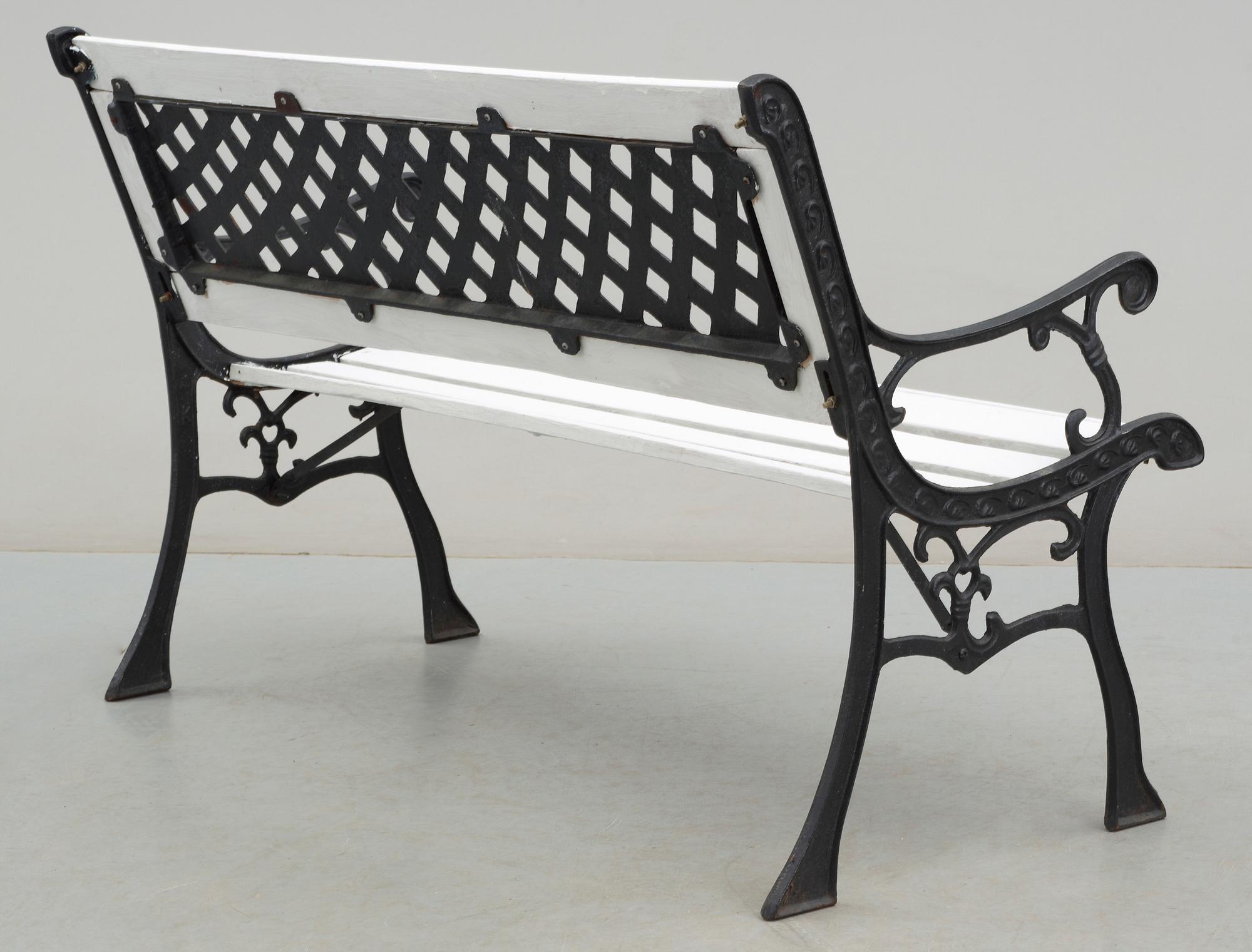 TRÄDGÅRDSSOFFA, 1900-talets andra hälft.