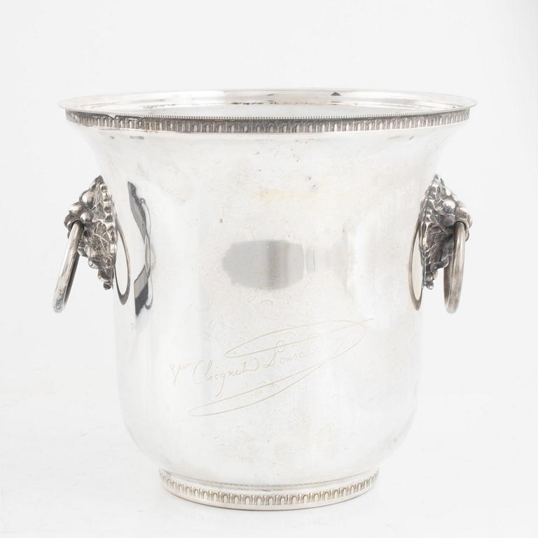 Wine cooler, white metal, Veuve Cliquot-Ponsardin, 20th century.