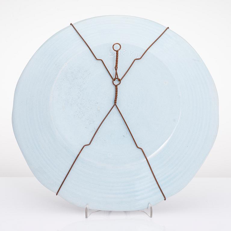 RUT BRYK, lautanen, fajanssia, signeerattu BRYK.