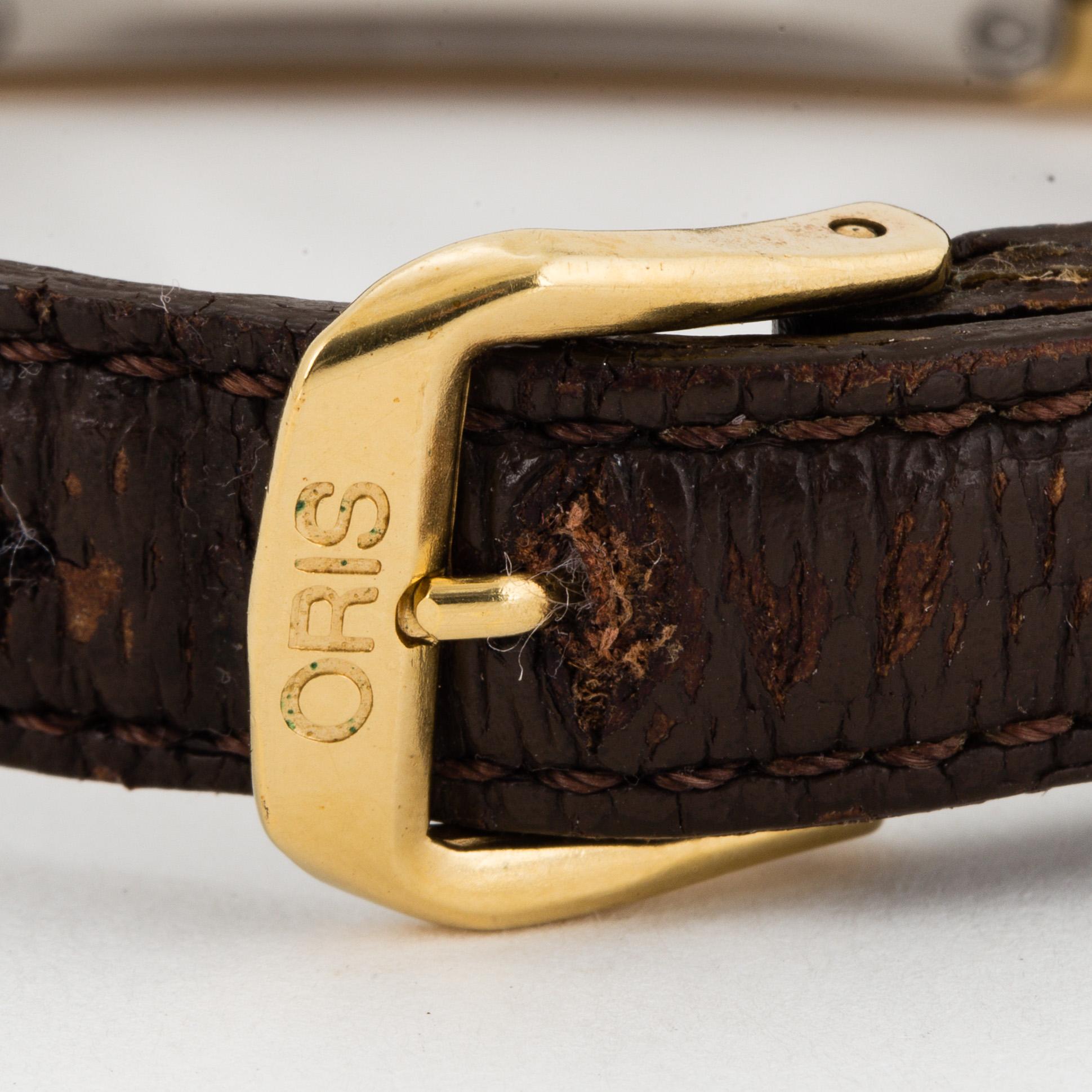 ORIS, Classic Rectangular, wristwatch, 26 x 38 mm.