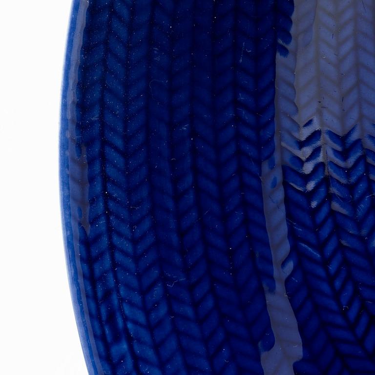 Hertha Bengtson, Service pieces, 20 pcs, “Blå eld”, Rörstrand.