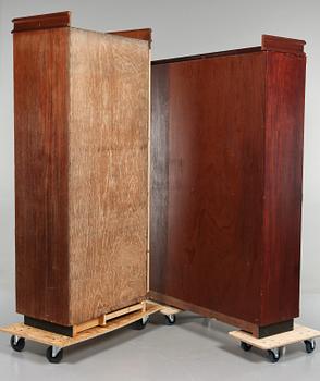 SKÅP, 2 st, 1900-talets senare del.