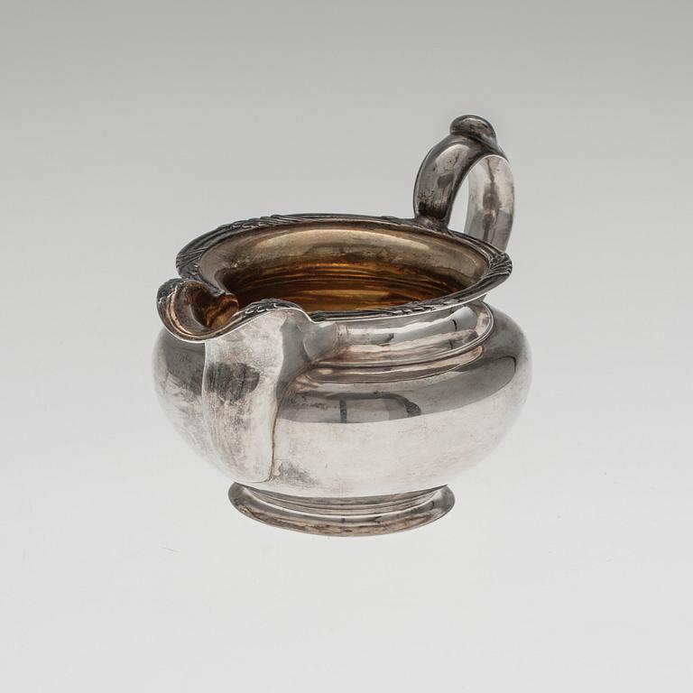 GRÄDDSNÄCKA, silver, kontrollmästarstämpel Dimitry Ilyich Tverskoy, S:t Petersburg 1847. Vikt ca 348,8 g.