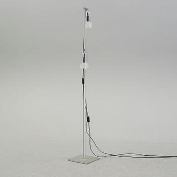 A "MANHATTAN" FLOOR LAMP BY GUNNEL SVENSSON FOR BSWEDEN.