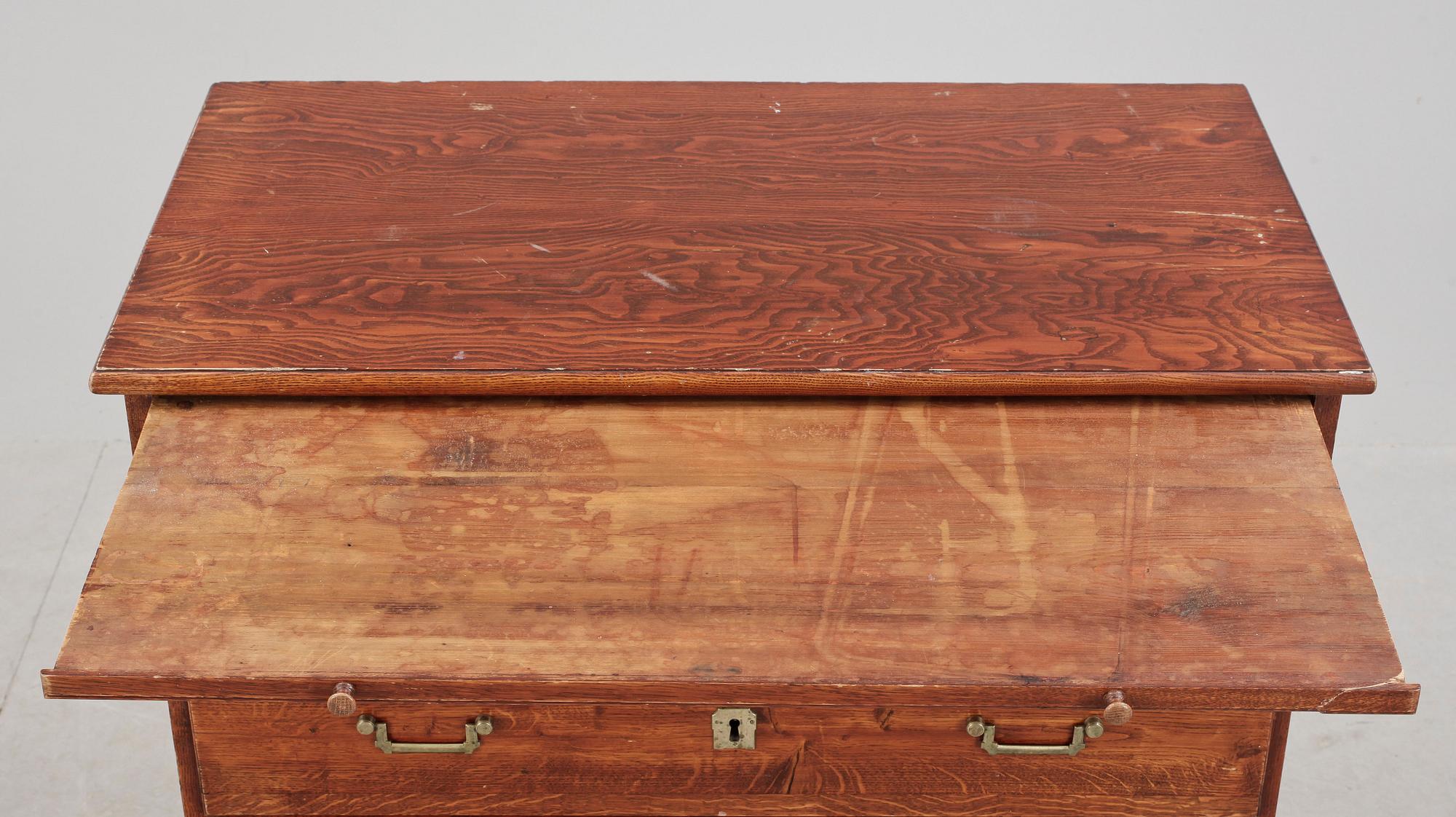 BYRÅ, sengustaviansk, 1800-talets början.