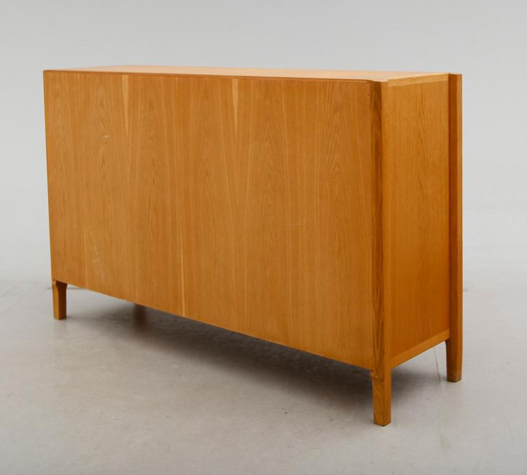 SIDEBOARD, Carl Malmsten, 1900-talets andra hälft.
