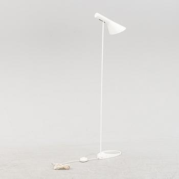 Arne Jacobsen, golvlampa, "AJ", Louis Poulsen, Danmark.