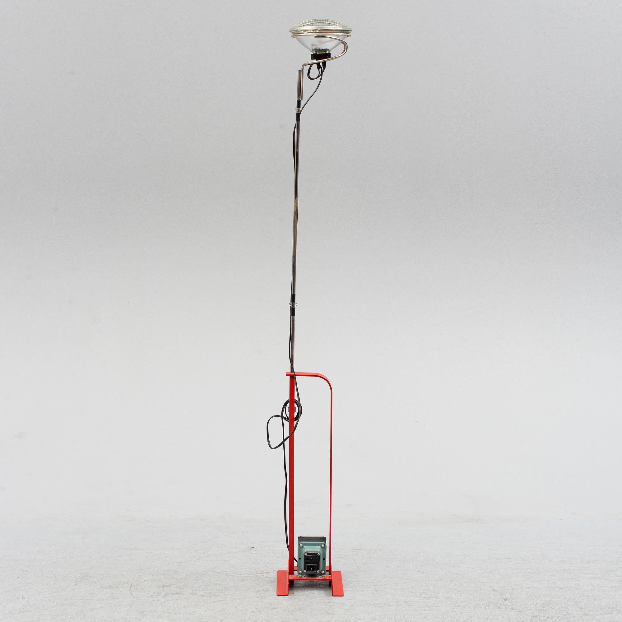 Achille & Pier Giacomo Castiglioni, floor lamp, "Toio", Flos.