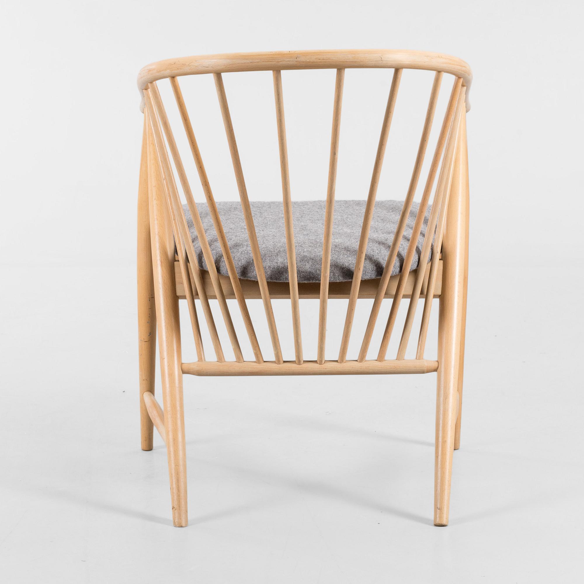 KARMSTOL, "Solfjädern", Sonna Rosén, Nesto, formgiven 1948, märkt 1990.