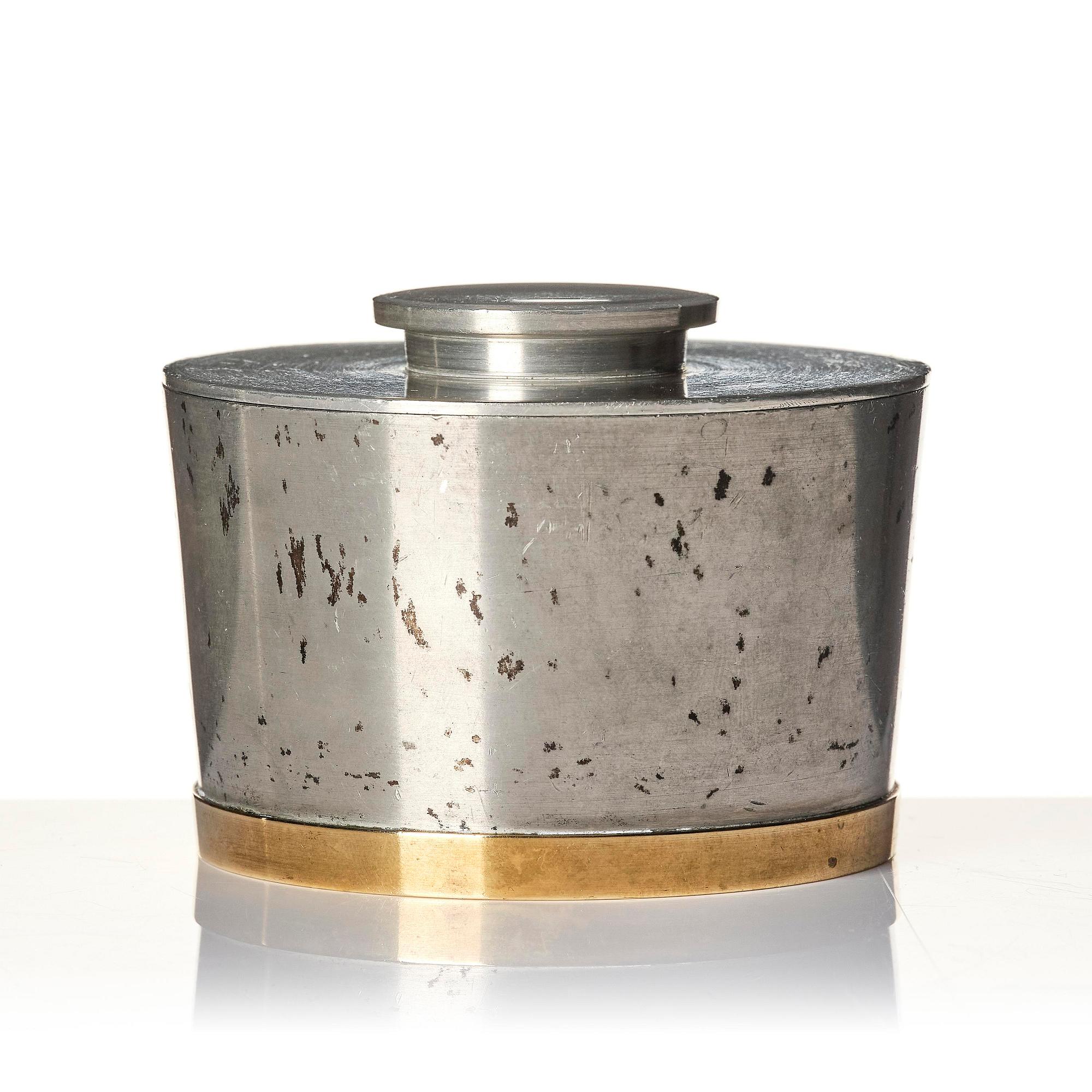 Nils Fougstedt, a lidded pewter bowl, Firma Svenskt Tenn, Stockholm, 1936.
