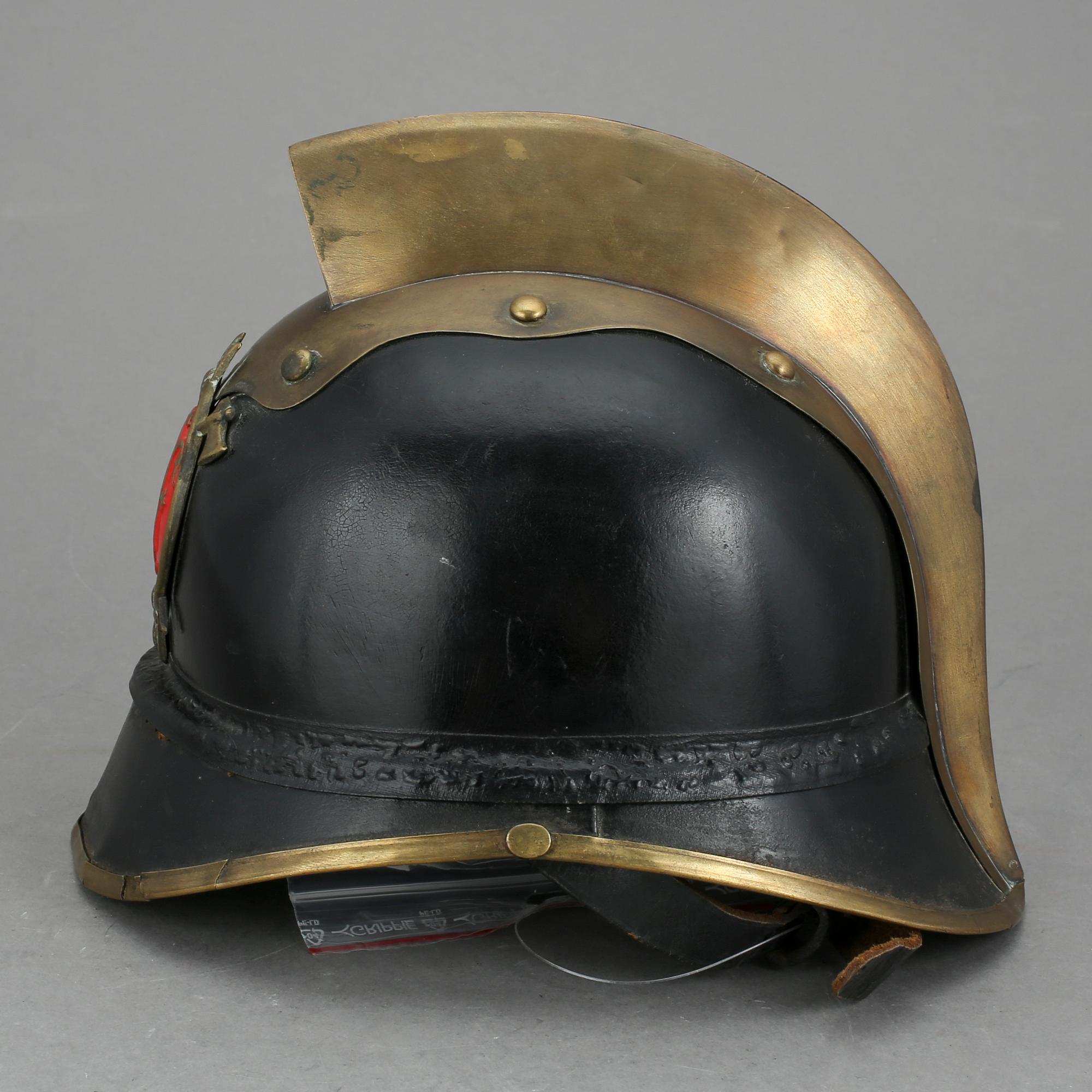 BRANDHJÄLM, för det svenska brandförsvaret, omkring 1900.