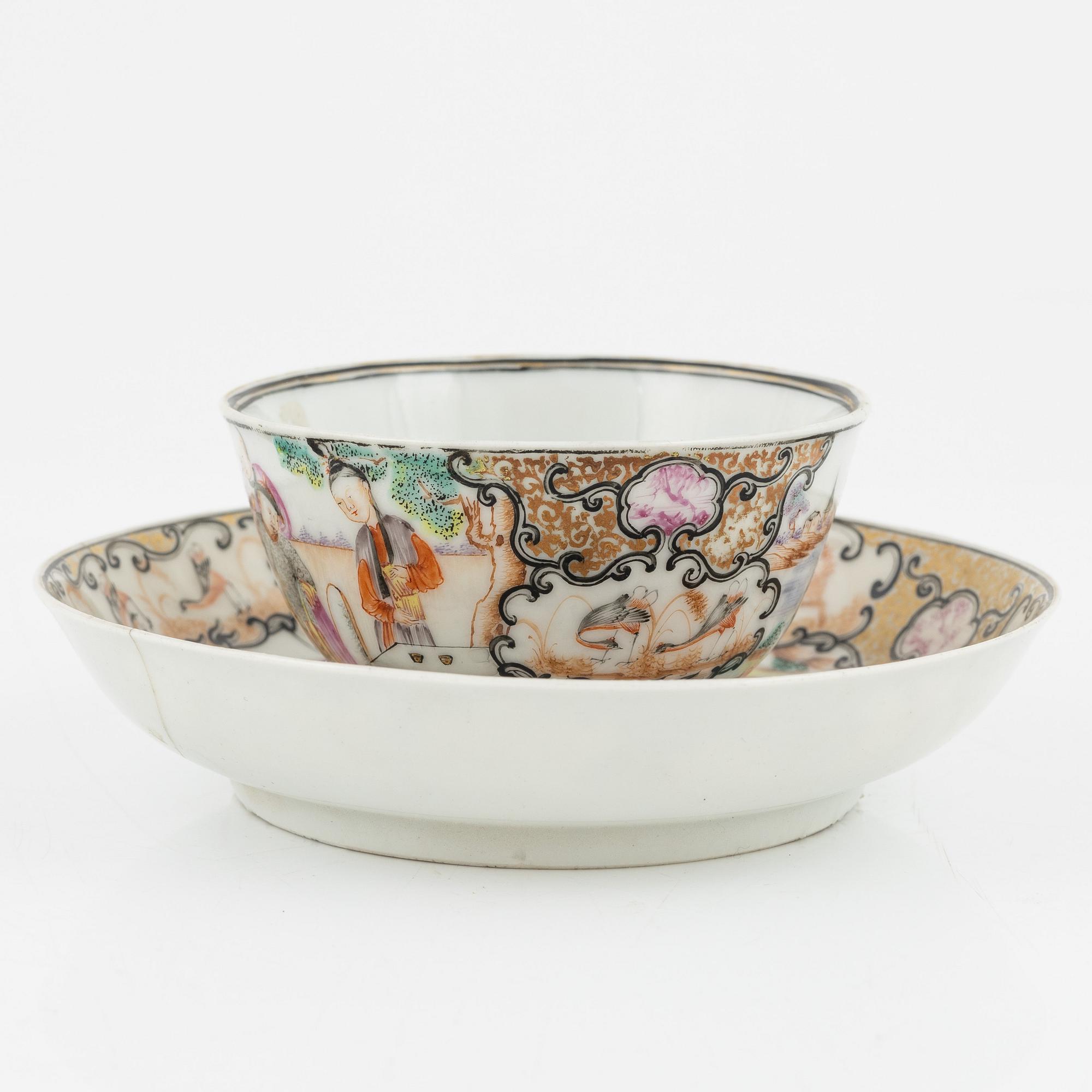 A famille rose 'Rockefeller-pattern' cup with stand, Qing dynasty, Qianlong (1736-95).