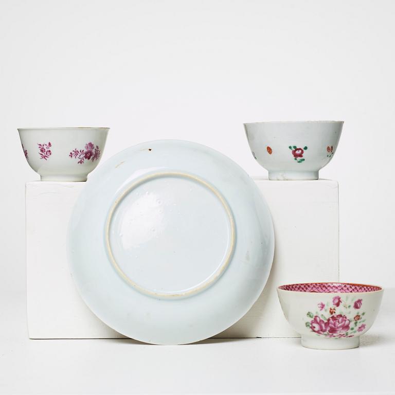 PARTI KINAPORSLIN, 13 delar, 1700-1900-tal.