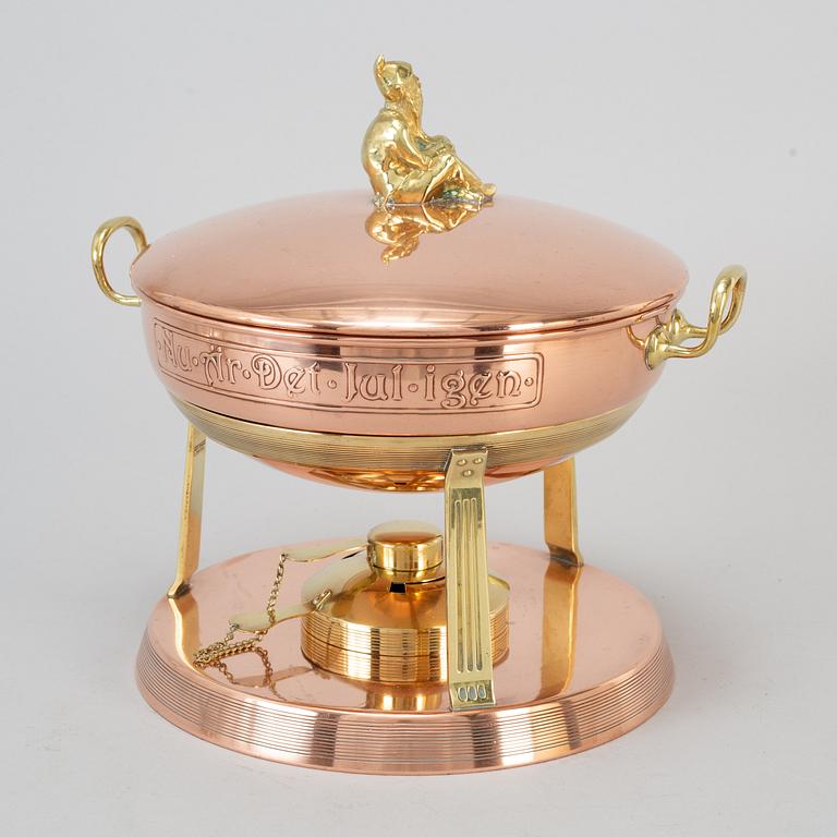 A copper glögg pot by Gustav Eriksson from around year 1900.