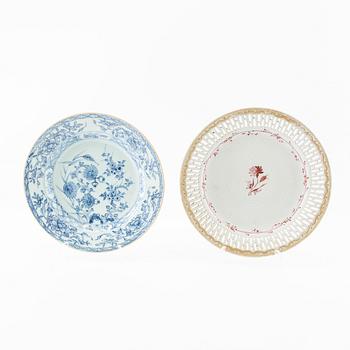Plates 4 pcs China porcelain 18th century.