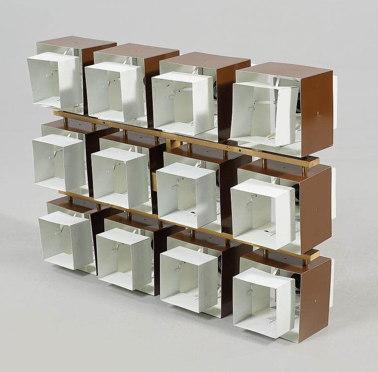 TAKLAMPA, Hans Agne Jakobsson, Markaryd, 1900-talets andra hälft, höjd ca 25 cm.